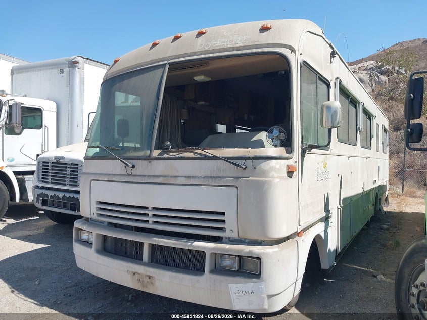 1991 CHEVROLET P30 auction photo 2