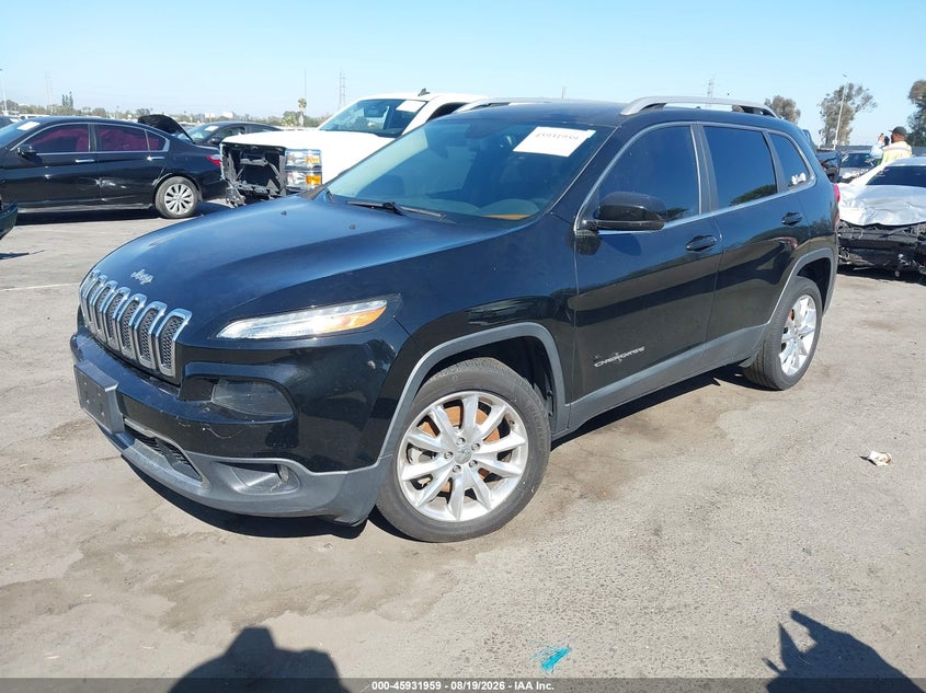 2017 Jeep Cherokee, Normal Wear & Tear, IAAI, VIN 1C4PJLDB9HW595836 — photo 2
