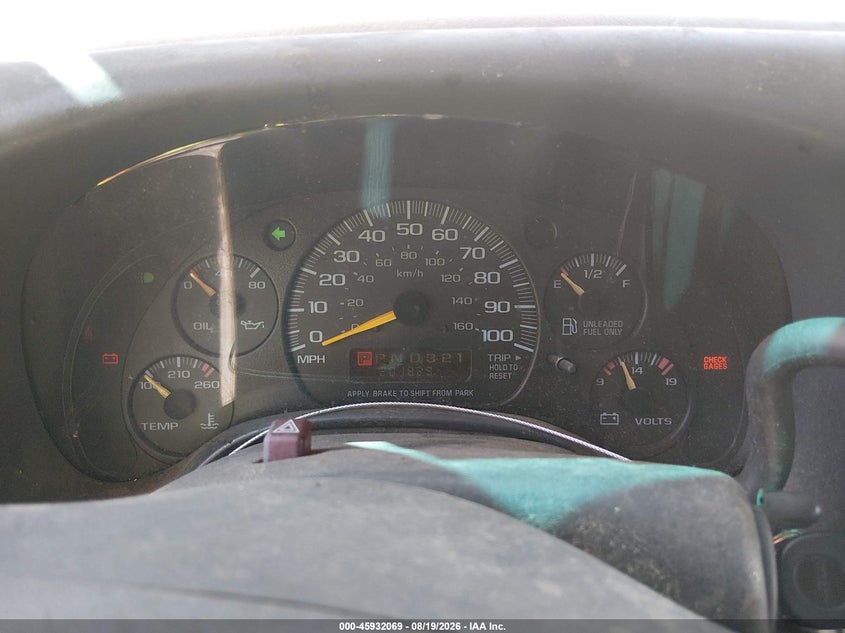 CHEVROLET EXPRESS 2000 VIN 1GCFG25W7Y1158744