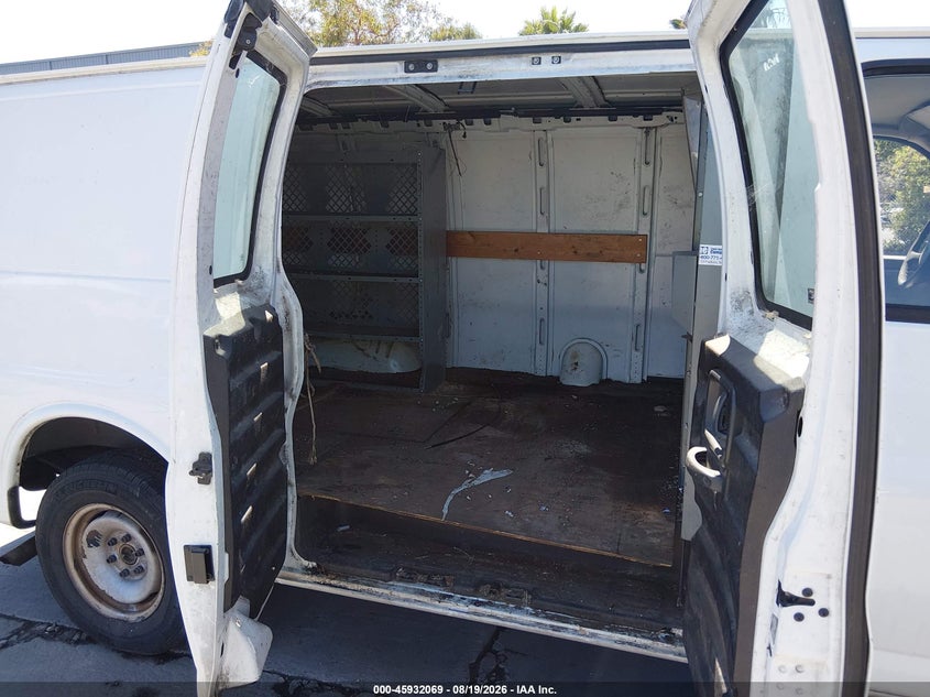 2000 CHEVROLET EXPRESS auction photo 8