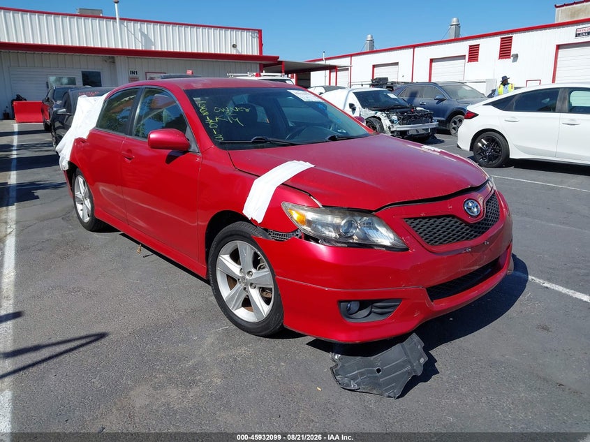 2011 TOYOTA CAMRY auction photo 1