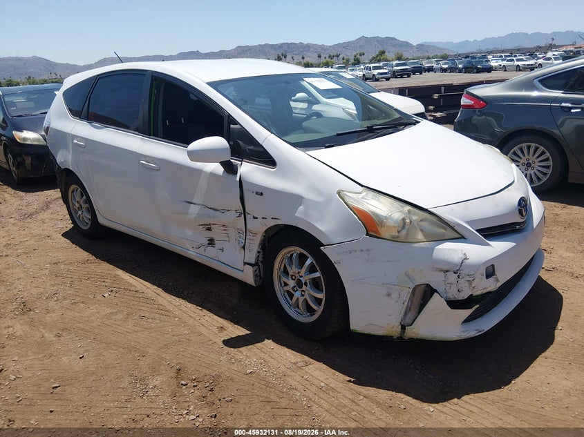 2012 TOYOTA PRIUS V auction photo 6