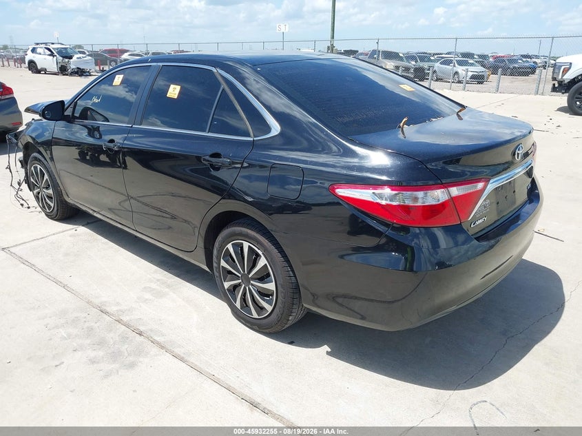 2017 TOYOTA CAMRY auction photo 3