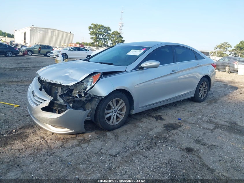 2012 Hyundai Sonata, Front End, IAAI, VIN 5NPEB4AC2CH478752 — photo 2