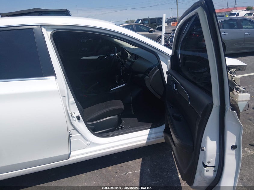 2019 NISSAN SENTRA auction photo 5