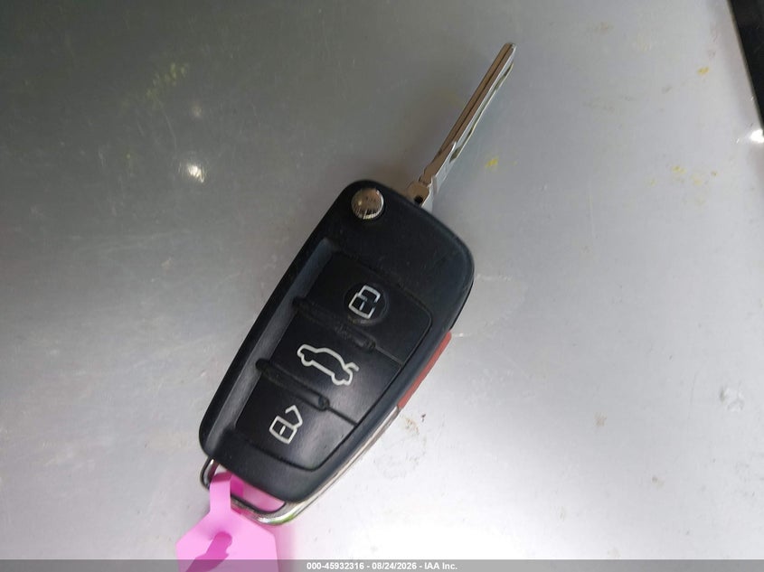 AUDI A6 2011 VIN WAUFGAFBXBN043591