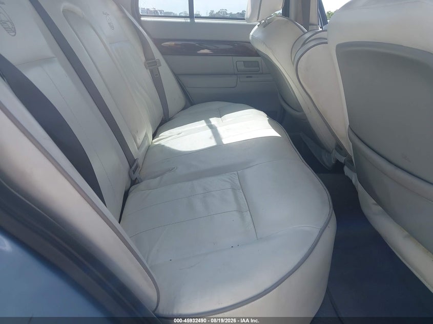2004 MERCURY GRAND MARQUIS auction photo 8