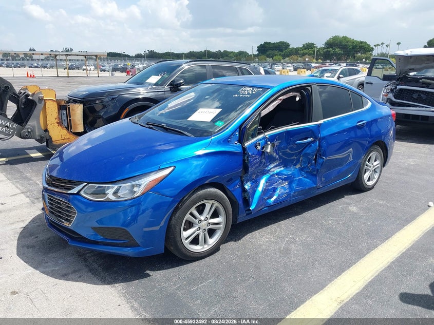 2017 Chevrolet Cruze Lt Auto, Левый бок, IAAI, VIN 1G1BE5SM7H7117190 — фото 2