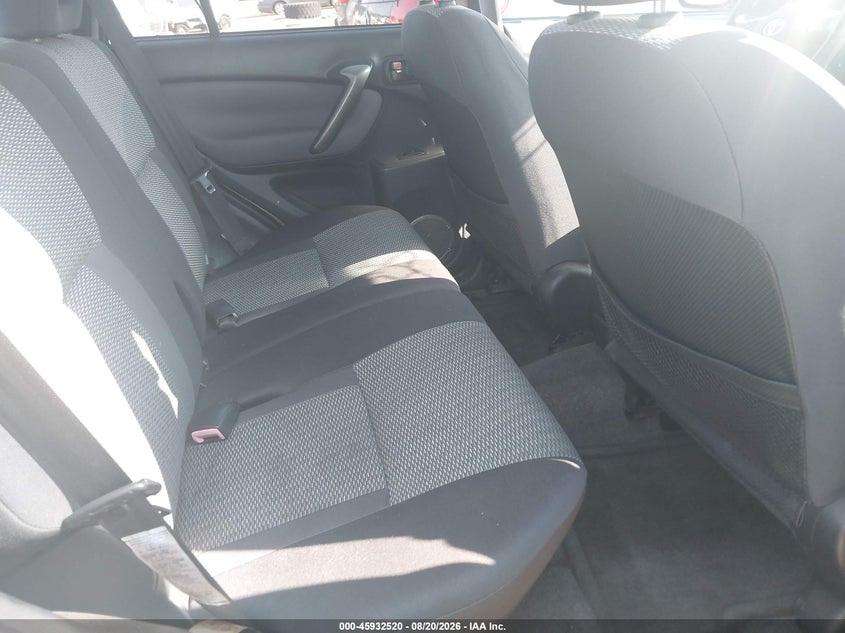 2005 TOYOTA RAV4 auction photo 8
