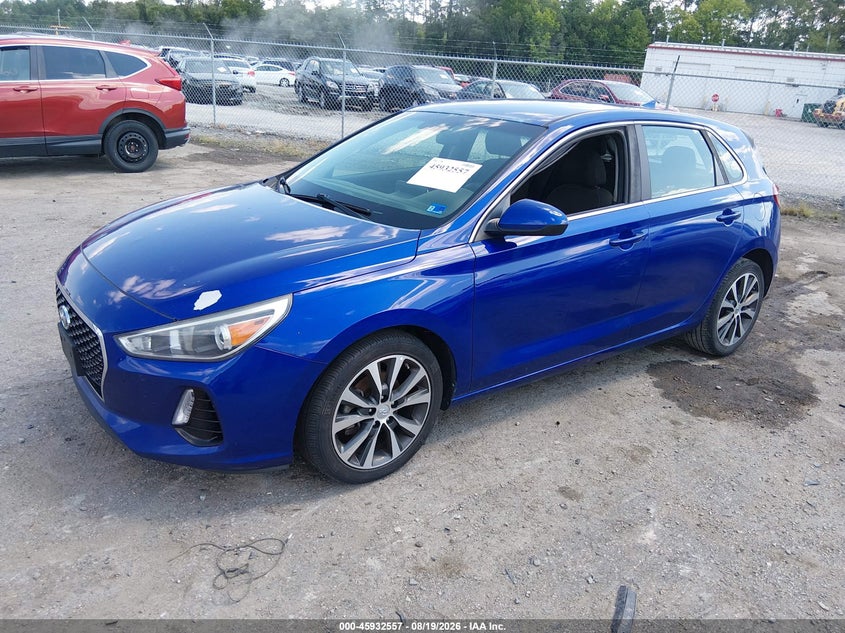 2019 HYUNDAI ELANTRA GT auction photo 2