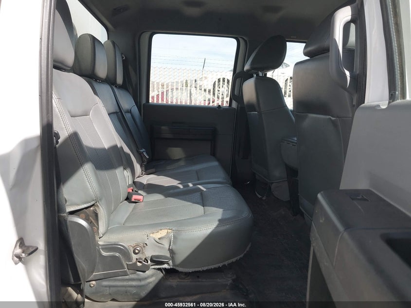 2016 FORD F-550 CHASSIS auction photo 8