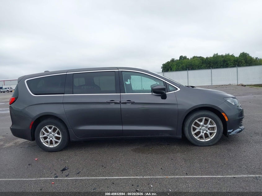 CHRYSLER PACIFICA - zdjęcie 13