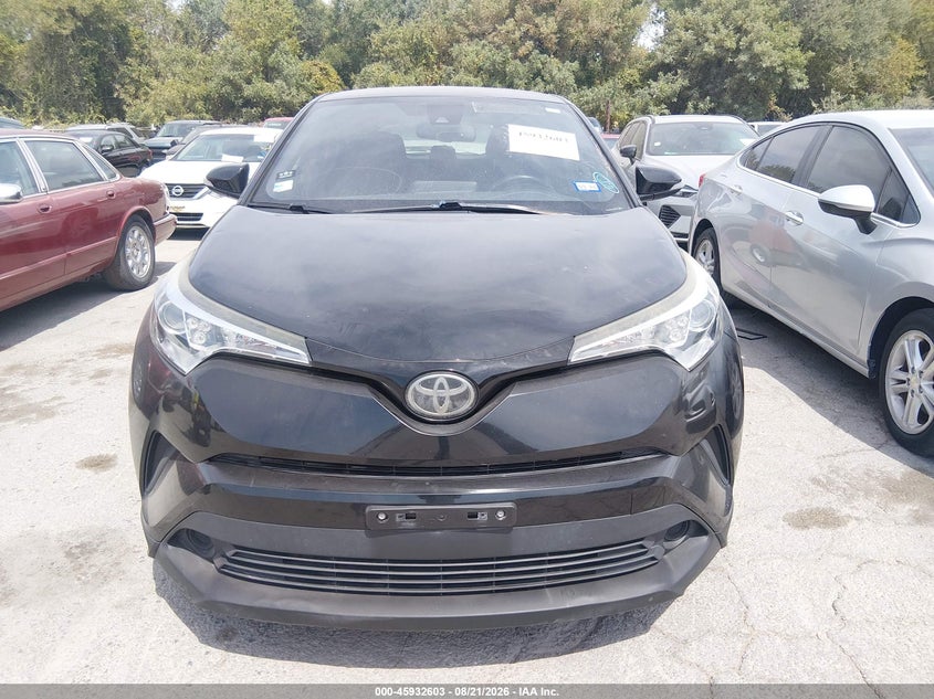 Фото 6 - TOYOTA C-HR