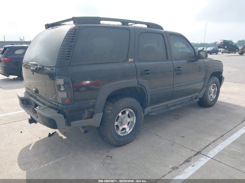 2004 CHEVROLET TAHOE auction photo 4
