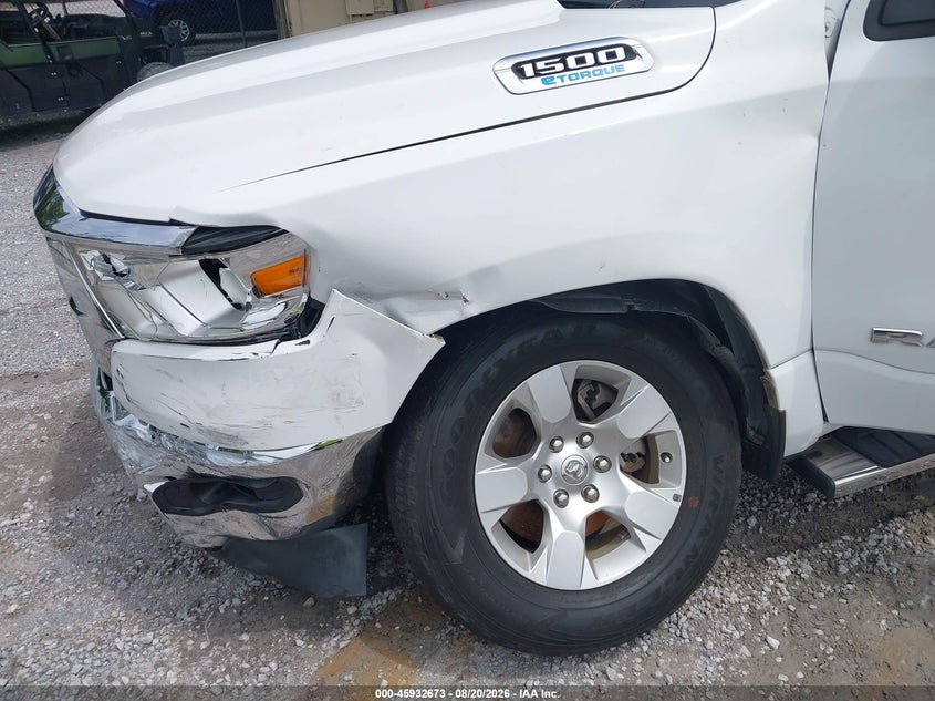 2022 RAM 1500 auction photo 6