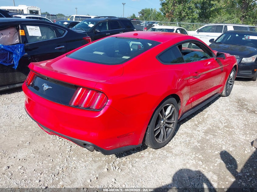FORD MUSTANG - zdjęcie 4