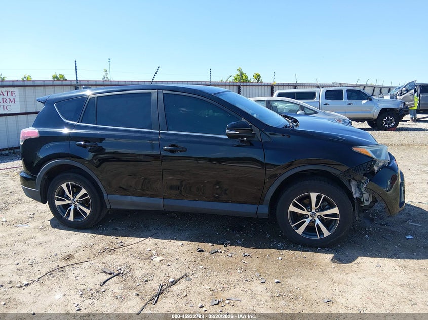 TOYOTA RAV4 - zdjęcie 14