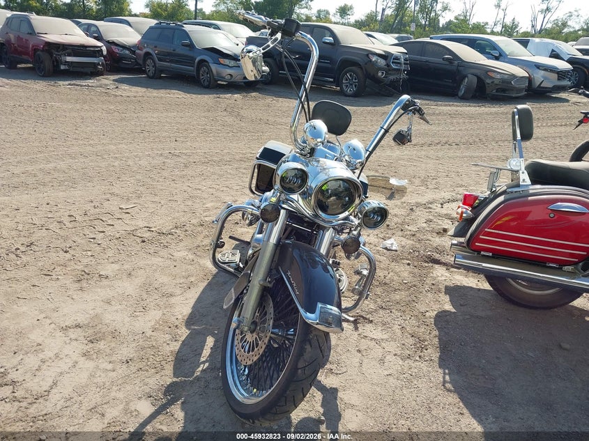 2000 HARLEY-DAVIDSON FLHRI auction photo 5