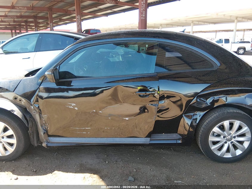 VOLKSWAGEN BEETLE 2013 VIN 3VWFP7AT3DM652473