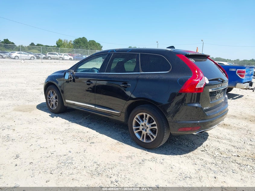 2016 VOLVO XC60 auction photo 3
