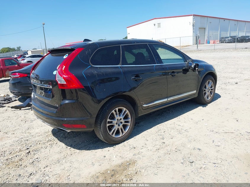 2016 VOLVO XC60 auction photo 4