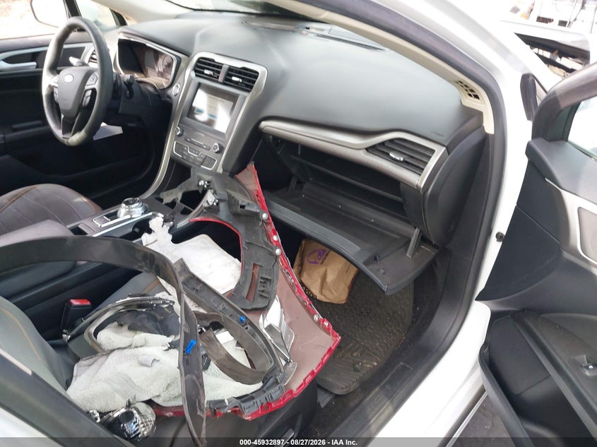 2019 FORD FUSION auction photo 5