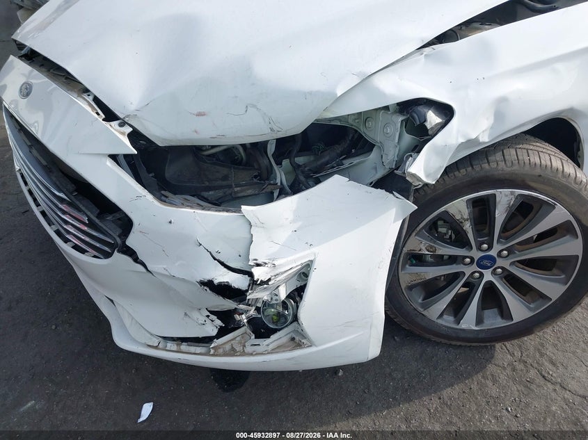 2019 FORD FUSION auction photo 6