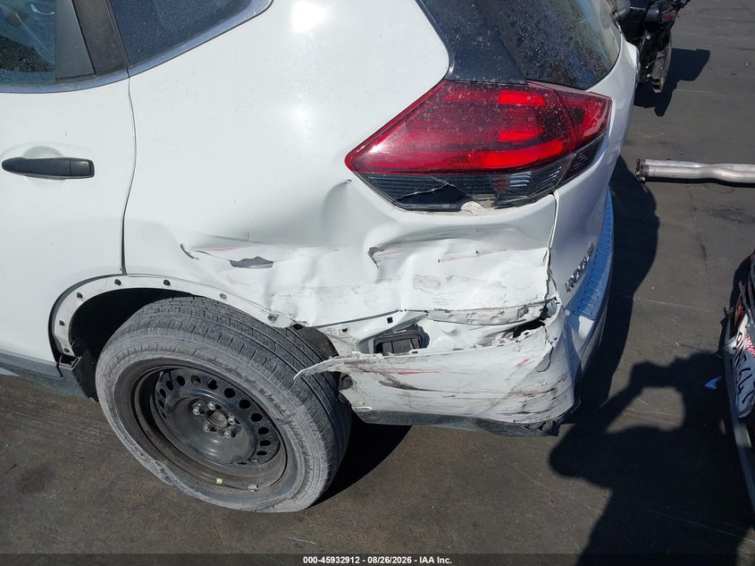 2018 NISSAN ROGUE auction photo 6