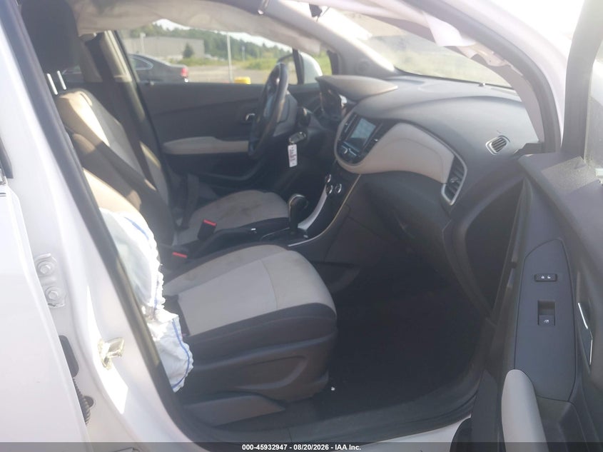 2018 CHEVROLET TRAX auction photo 5