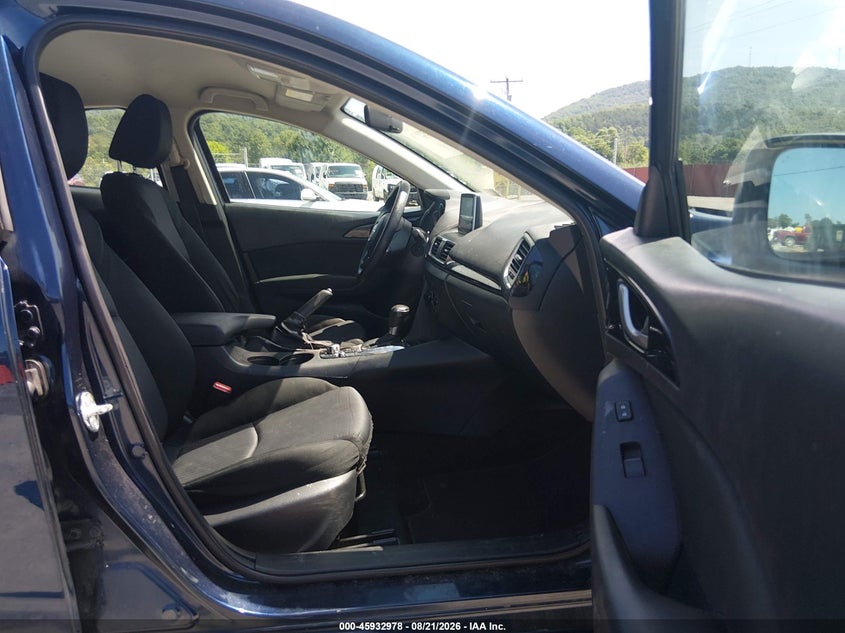 2015 MAZDA MAZDA3 auction photo 5