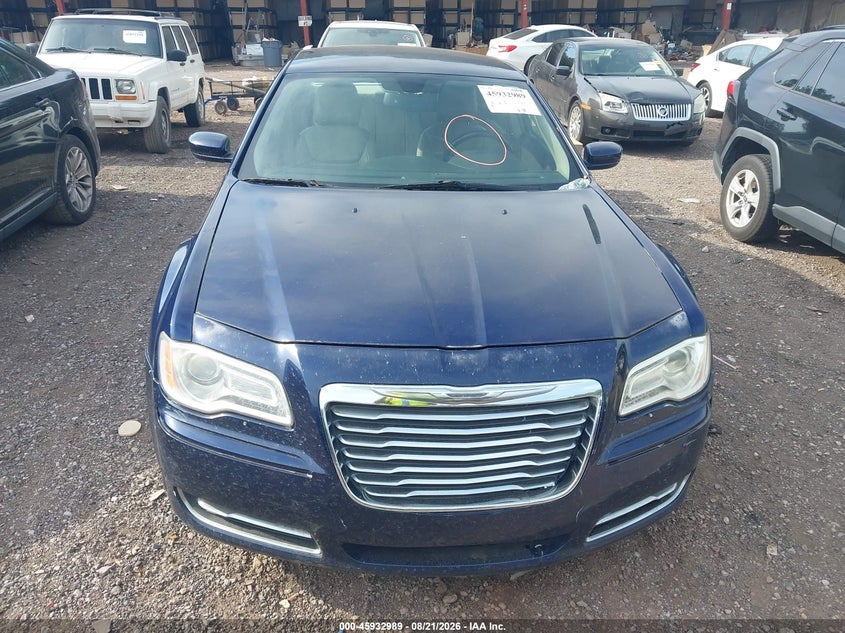 2014 CHRYSLER 300 auction photo 6