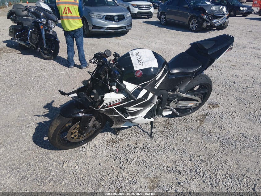 HONDA CBR600 2016