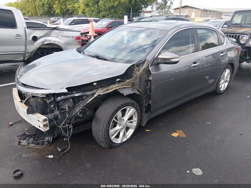 2015 NISSAN ALTIMA auction photo 2