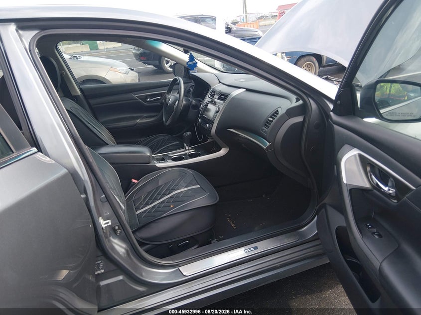 2015 NISSAN ALTIMA auction photo 5