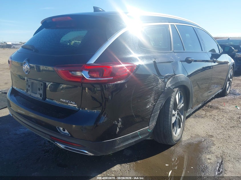 BUICK REGAL TOURX 2018 VIN W04GV8SX4J1121581