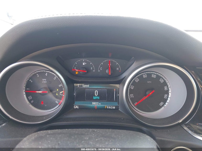 BUICK REGAL TOURX 2018 VIN W04GV8SX4J1121581