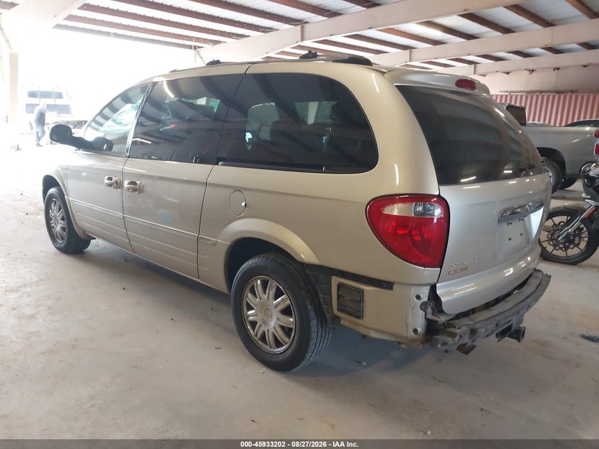 2005 CHRYSLER TOWN & COUNTRY — zdjęcie 3