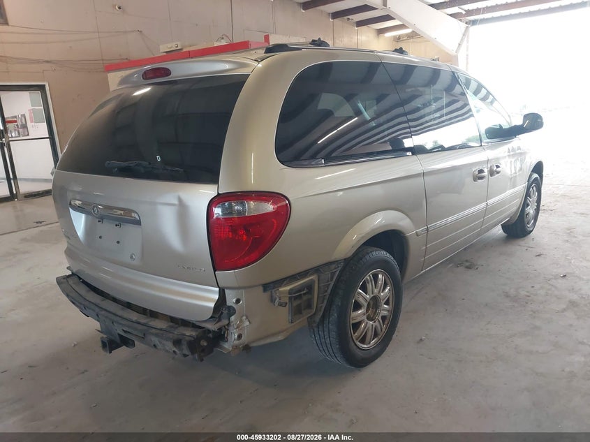 2005 CHRYSLER TOWN & COUNTRY — zdjęcie 4