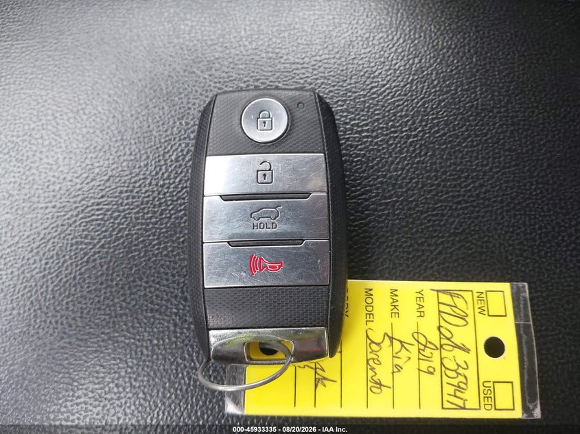 KIA SORENTO 2019 VIN 5XYPHDA58KG464174
