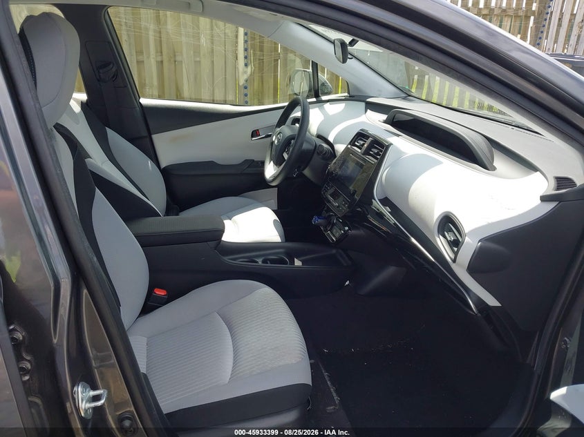 TOYOTA PRIUS - zdjęcie 5