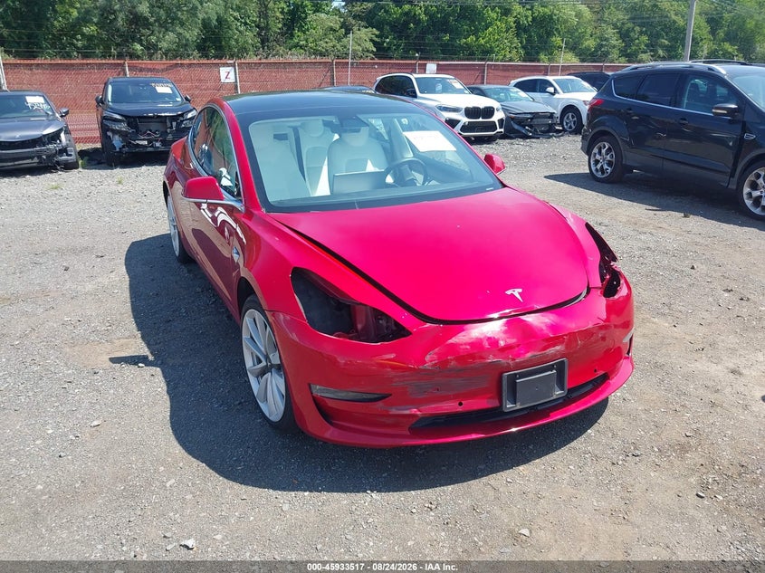 Фото 19 - TESLA MODEL 3