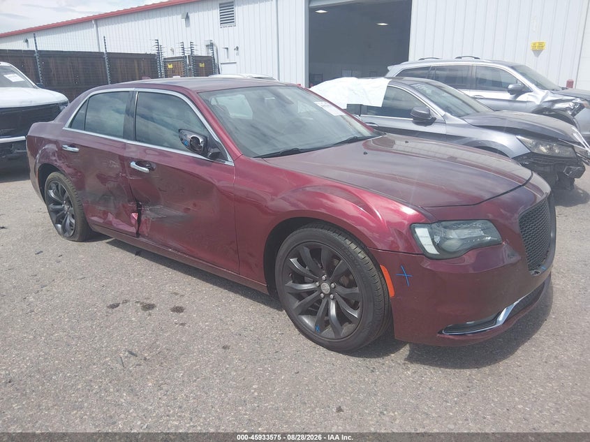 Vin: 2c3ccaeg9jh194173, lot: 46432700, chrysler 300 limited 2018 img_1