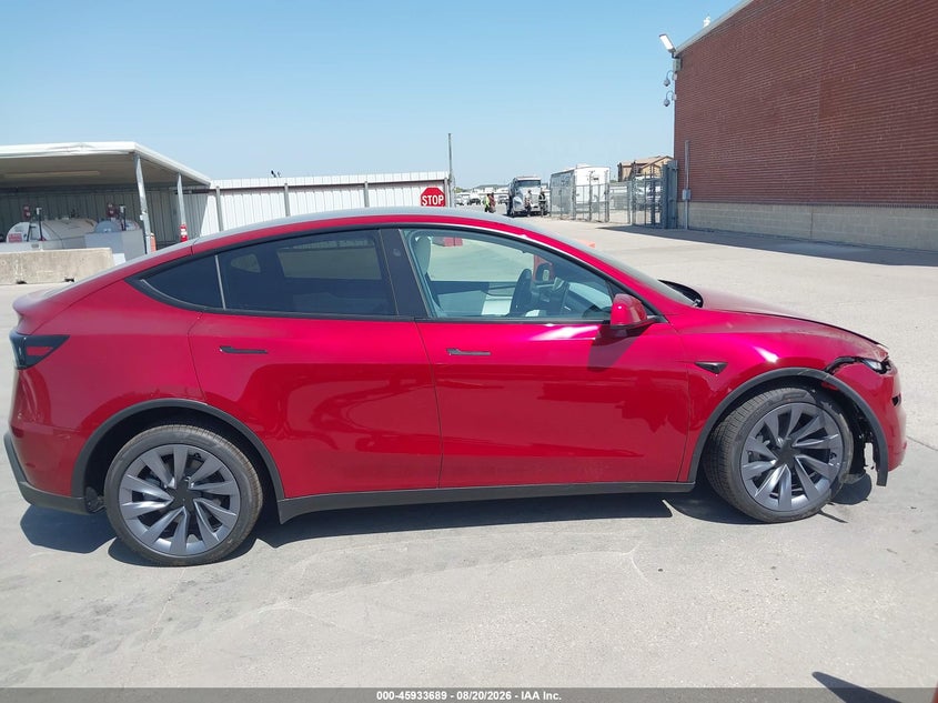 TESLA MODEL Y - zdjęcie 14