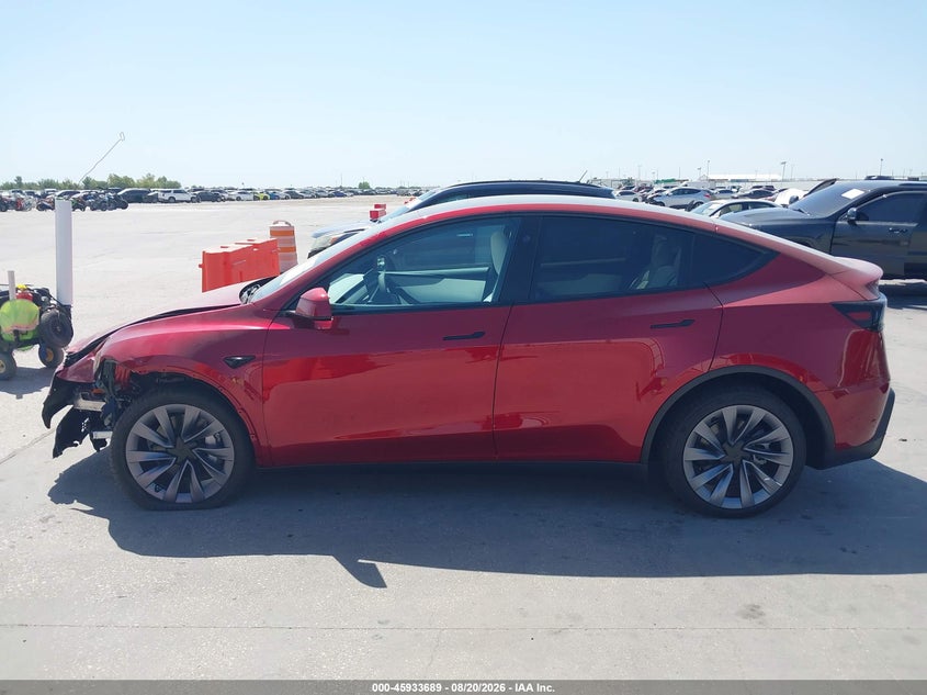 TESLA MODEL Y - zdjęcie 15
