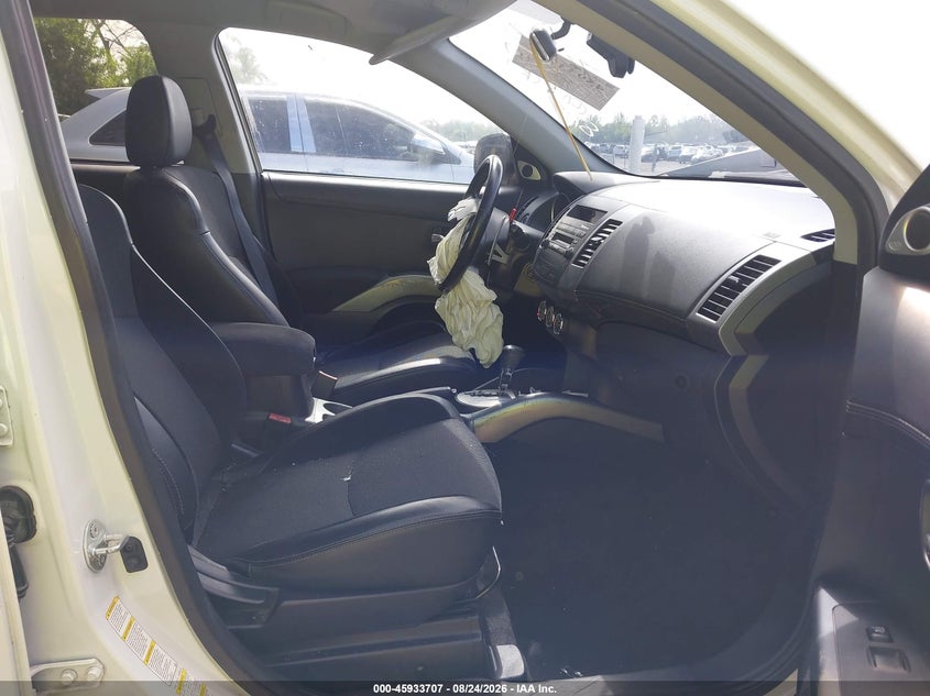 2010 MITSUBISHI OUTLANDER — zdjęcie 5