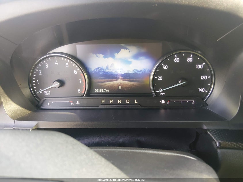 2023 FORD EXPLORER ST-LINE · Photo 7