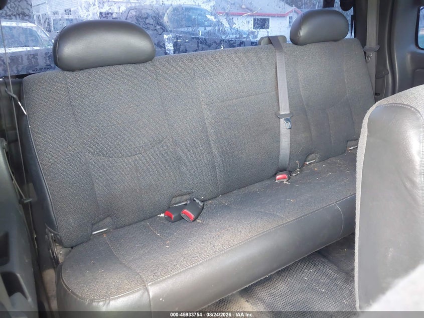2006 CHEVROLET SILVERADO PICKUP 4.8L V-8 285HP