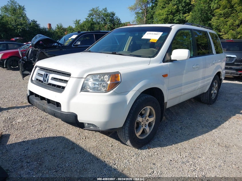 2008 Honda Pilot, Normal Wear & Tear, IAAI, VIN 5FNYF18528B020402 — photo 2
