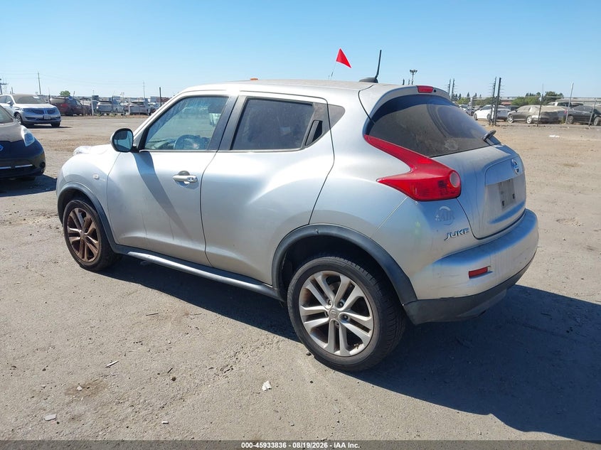 Фото 3 - NISSAN JUKE