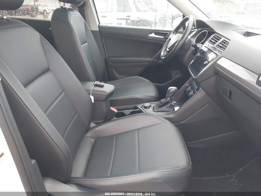 2018 VOLKSWAGEN TIGUAN auction photo 5